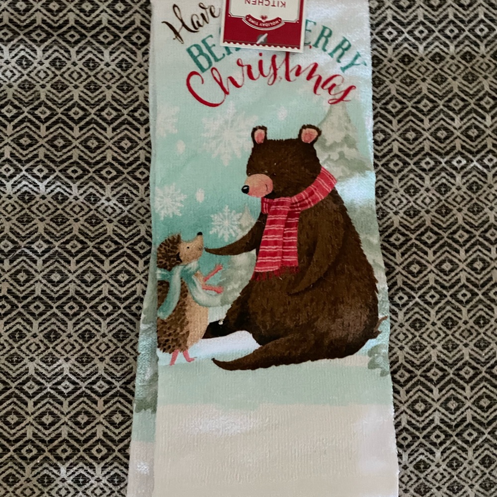 Christmas kitchen towel NWOT